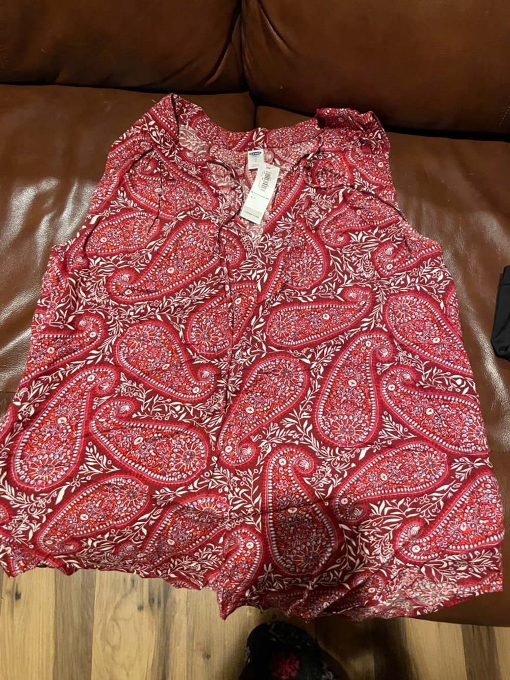 Old Navy Red Paisley Sleeveless Tank Top